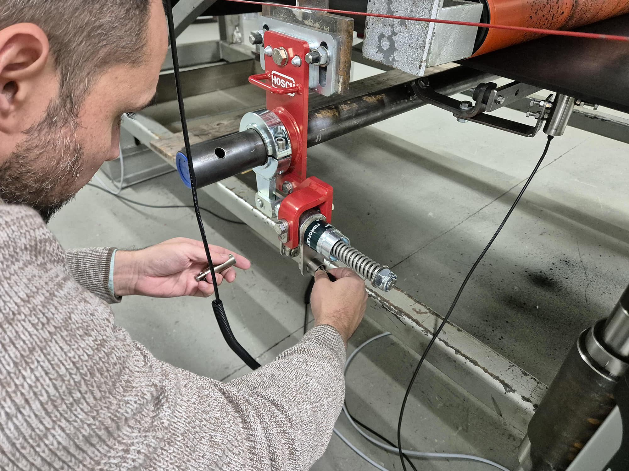 Figure 6: Connecting a newly designed measurement device for higher-quality data signatures